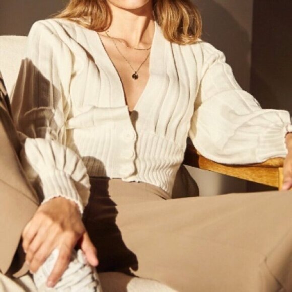 Aritzia Wilfred Thais Knit Plunge Sweater Cardigan Wool Cotton Light Birch XL - Picture 4 of 9